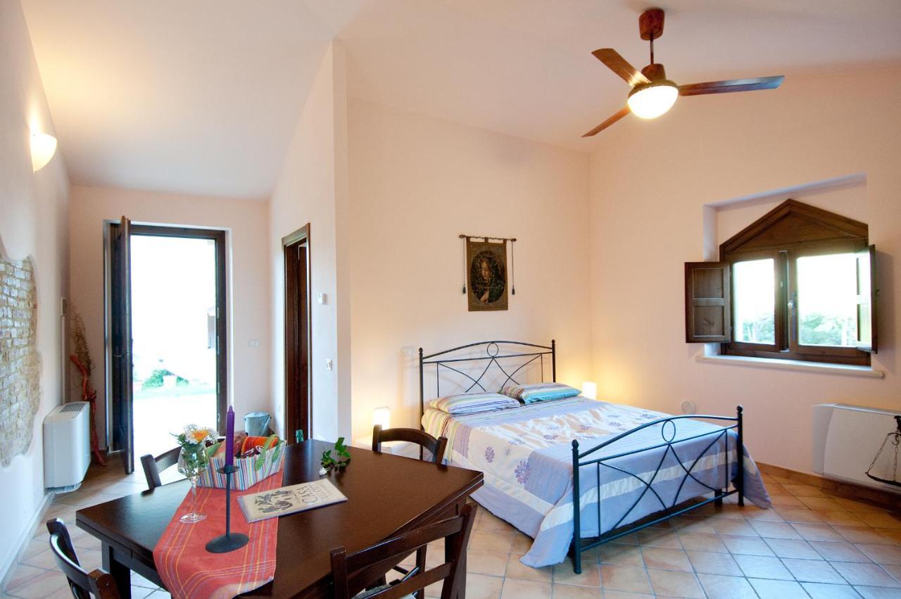 Casa Dell'Orto Pensionat San Vito Chietino Rum bild